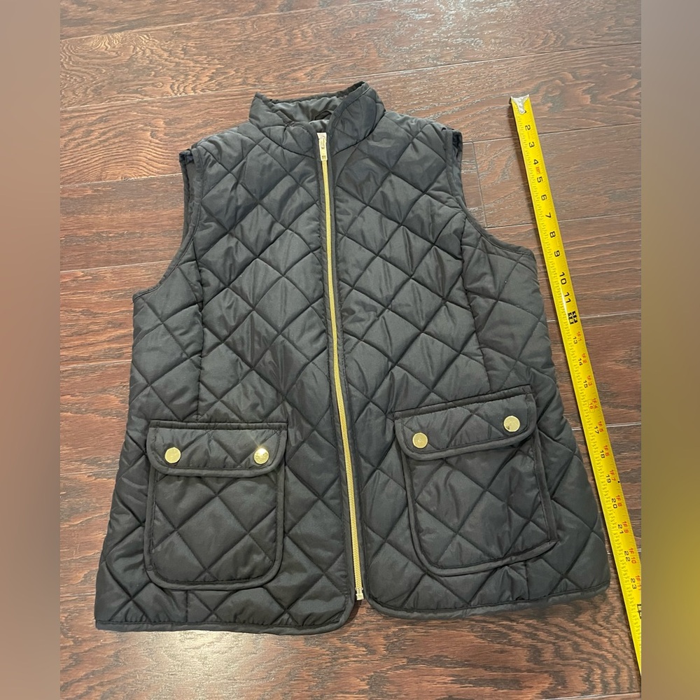 St. Johns Bay Black Accent Puffer Vest Full Zip Pockets Woman’s Size Medium